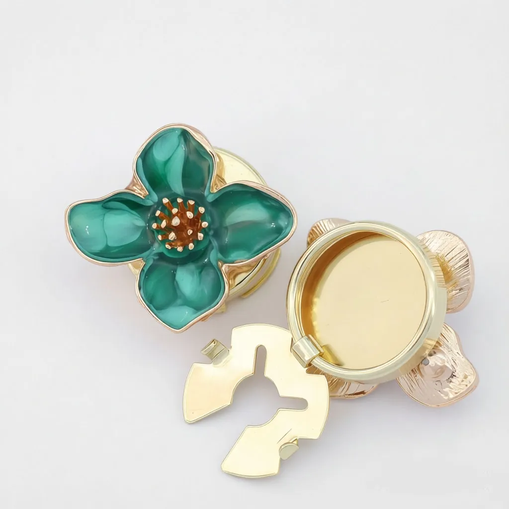 Luxury removable 4-leaves green enamel flower button cover for shirts