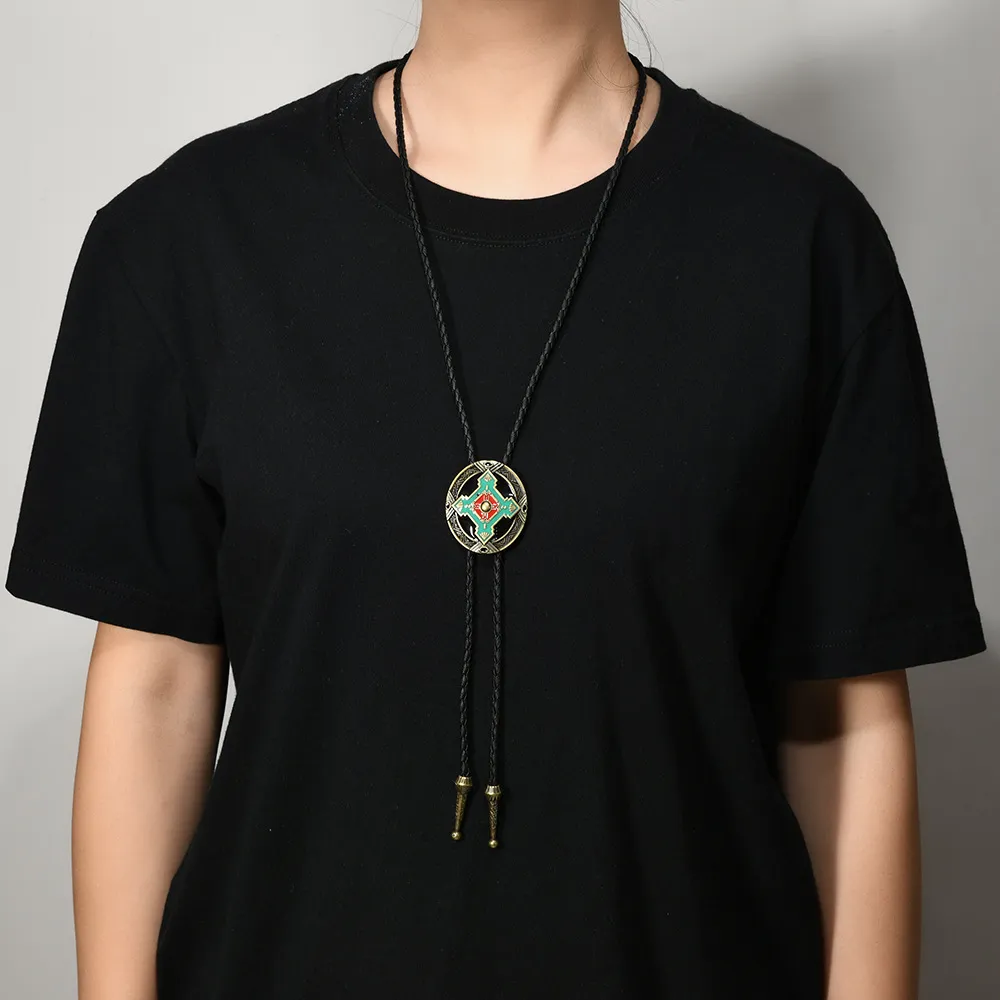 Unisex Punk Style Retro Bullhead Zinc Alloy Bolo Tie Leather Bolo Tie Necklace