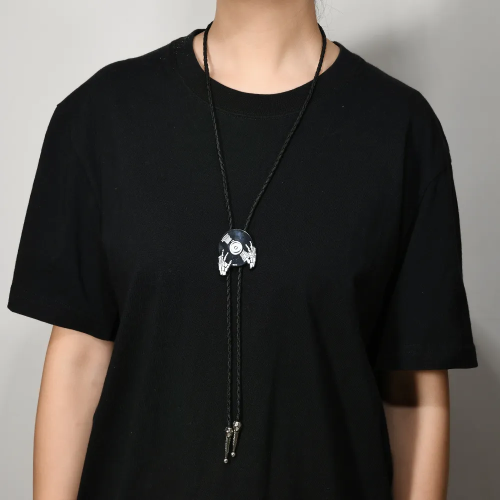 Hot sale Handmade Round Shape Western Cowboy Bola Tie Necklace
