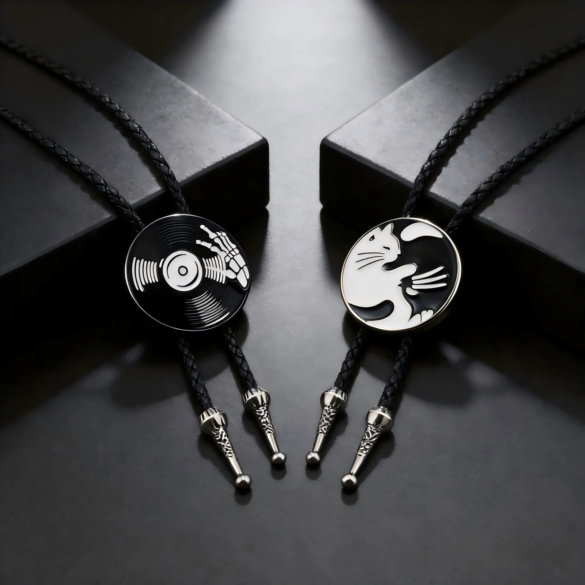 Hot sale Handmade Round Shape Western Cowboy Bola Tie Necklace