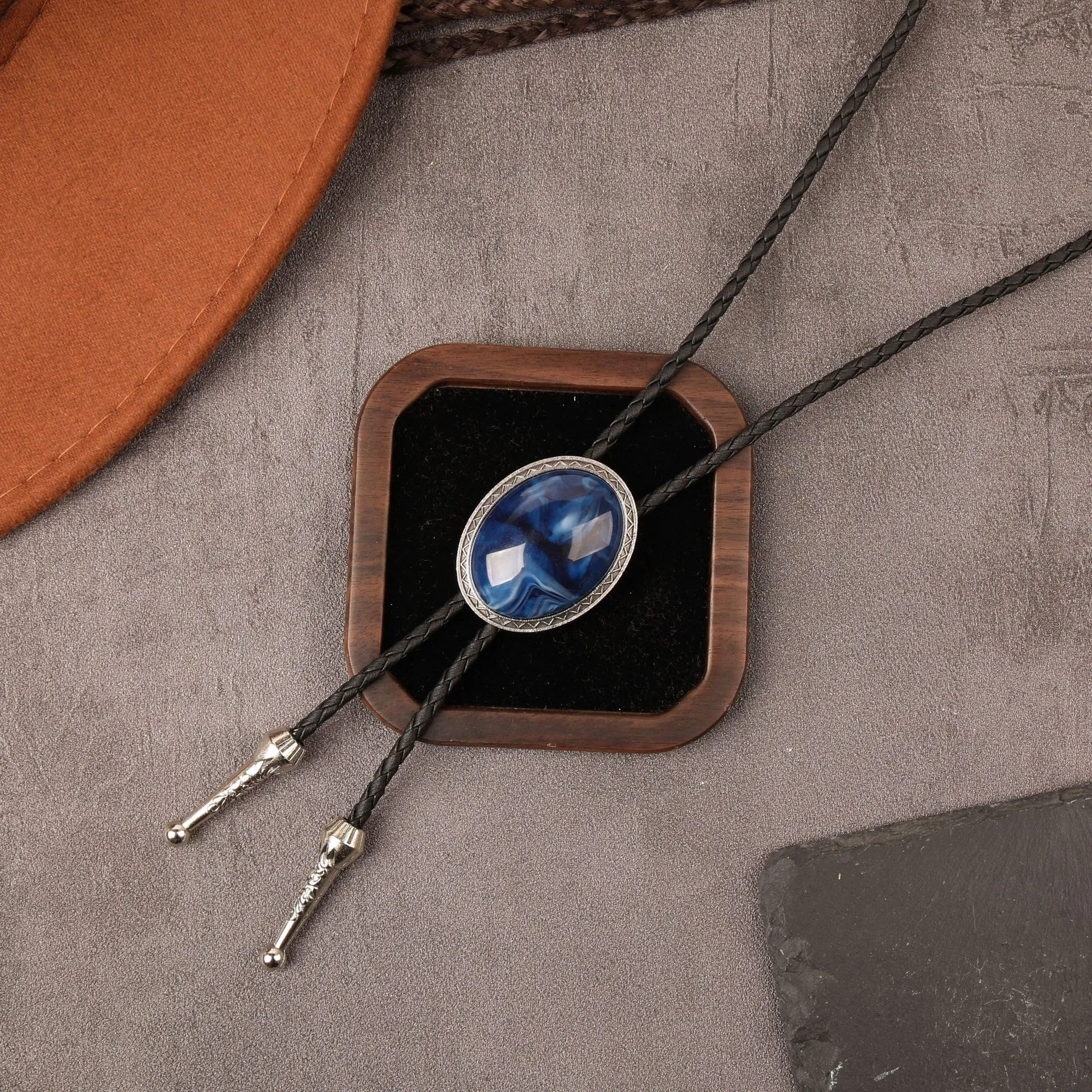 Handmade Vintage Stone Round Shape Western style cowboy bolo necklace for men