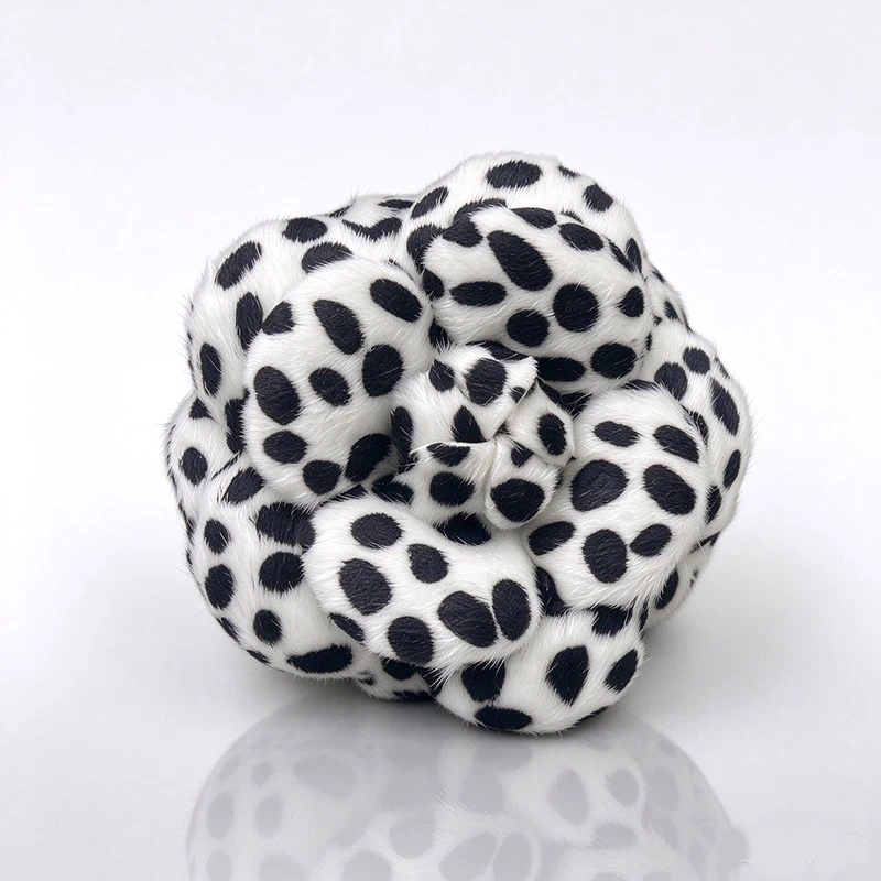 Wholesale Exquisite Handmade PU Leather Leopard Brooches